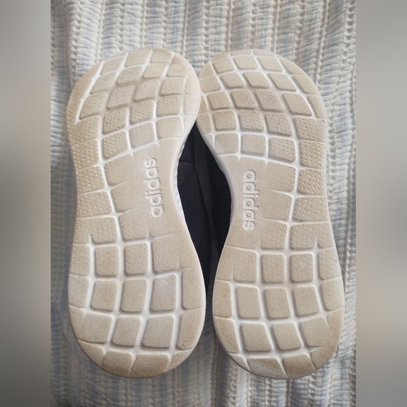 Adidas Slip On Sneakers - Picture 2 of 5